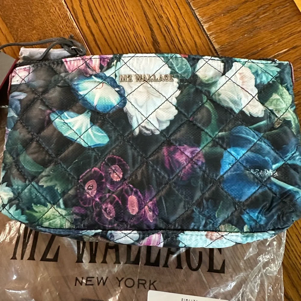 Gorgeous HTF MZ Wallace Floral Bouquet Metro Cosmetic Pouch NWT
